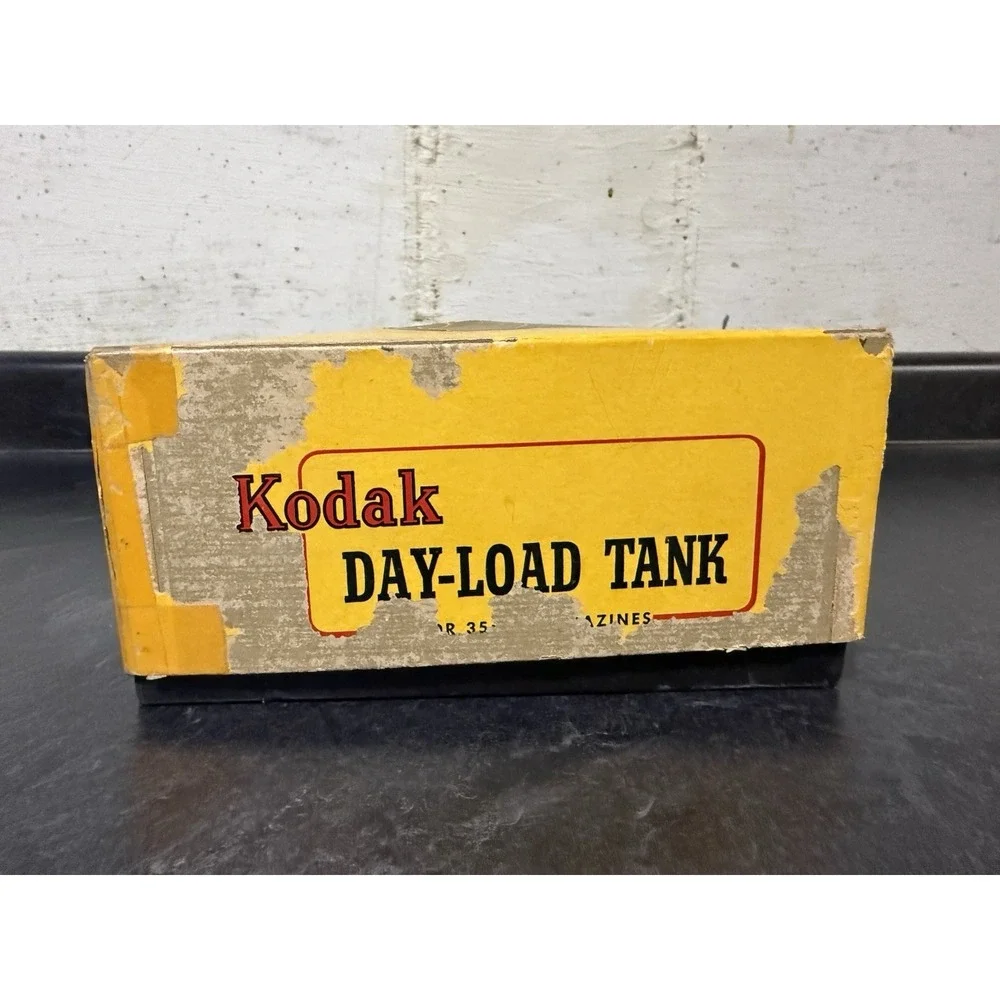 Kodak Daylight loading tank (Day load) for 35mm film processing with no darkroom